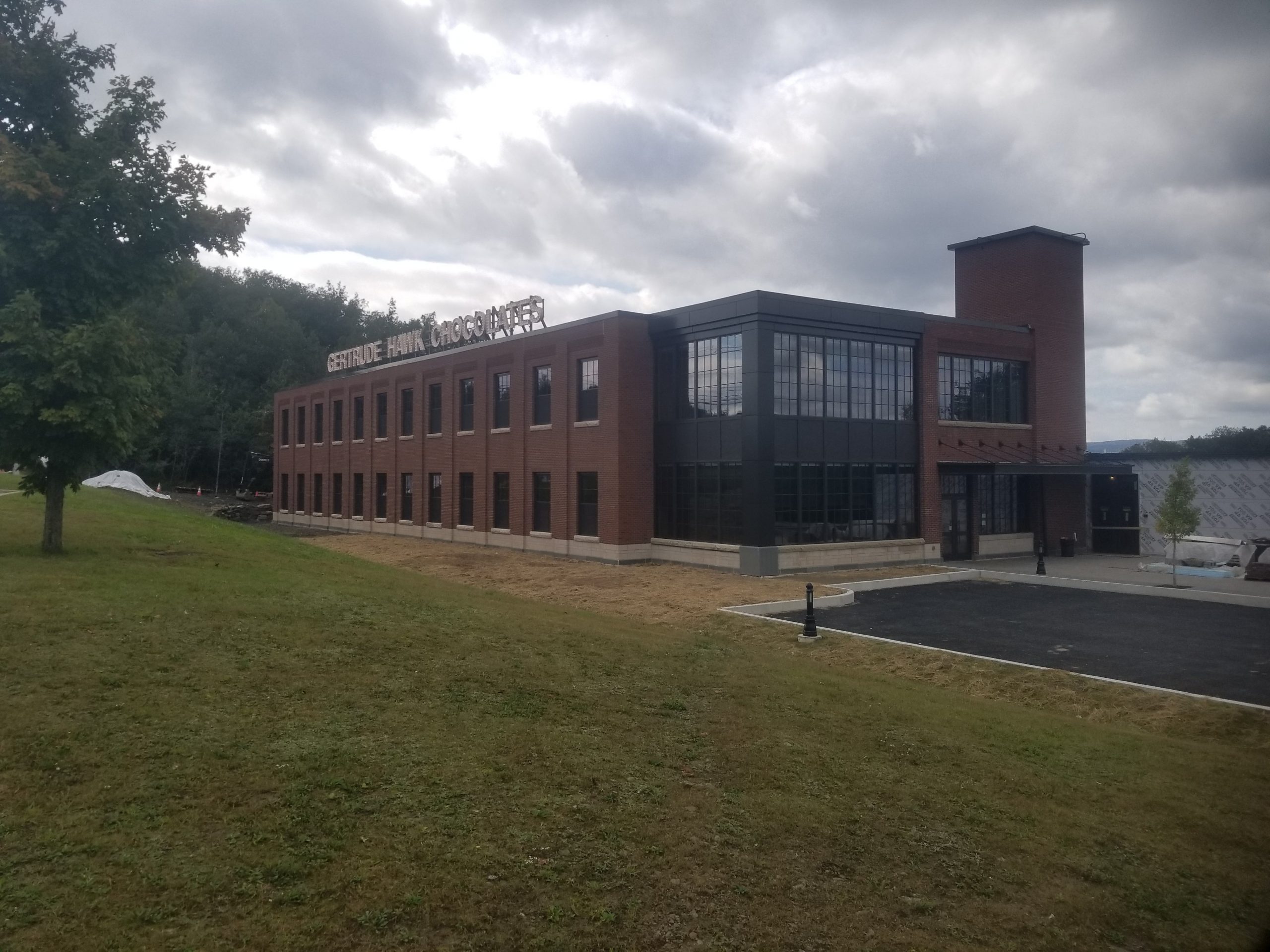 University of Scranton masonry detail — brick and stone wall